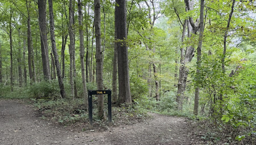 Early autumn hike at Mounds State Park US-2261 Anderson, Indiana